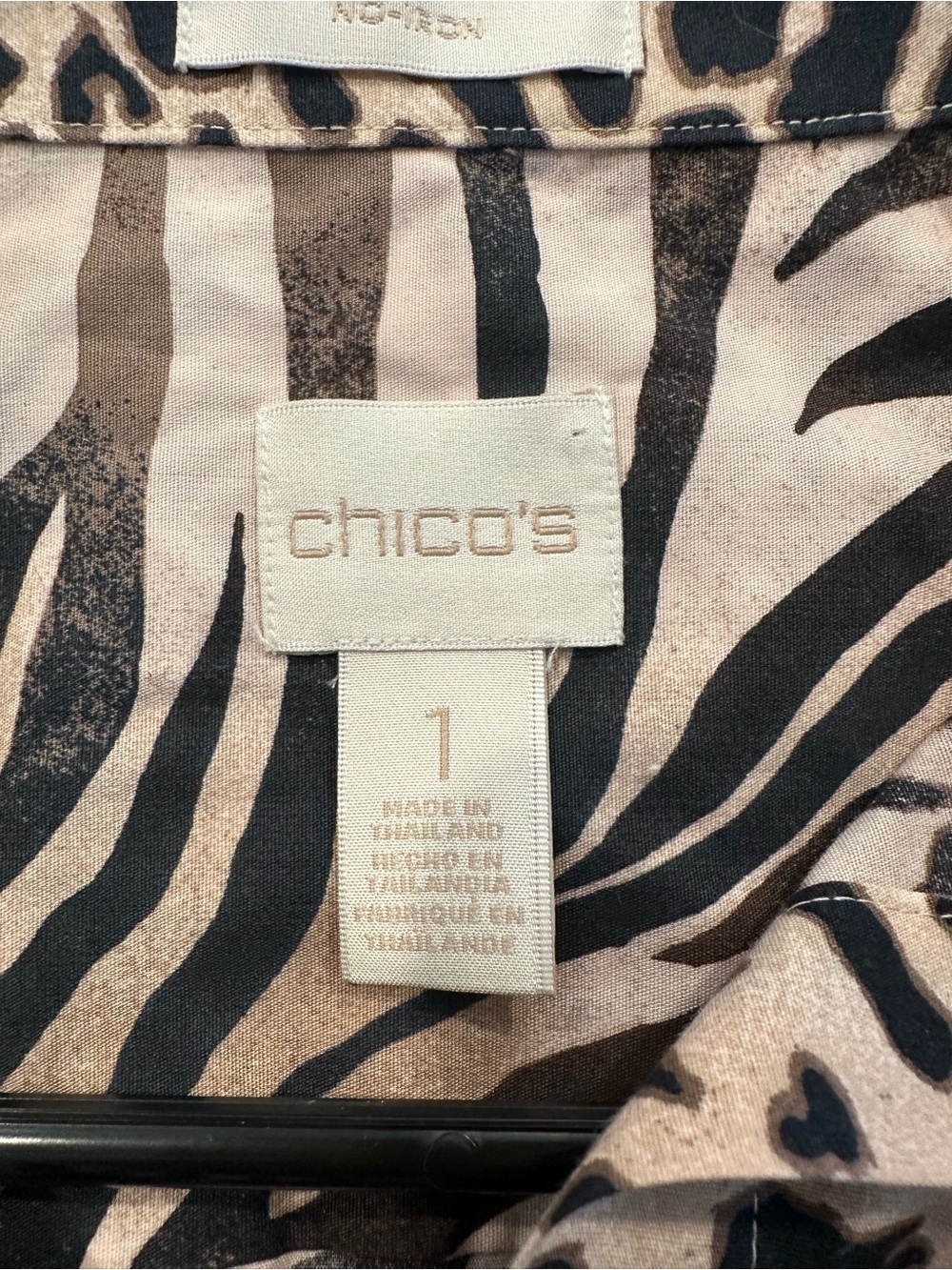 Chico’s no-iron Leopard Print Long sleeve shirt 100% Cotton - Picture 4 of 7